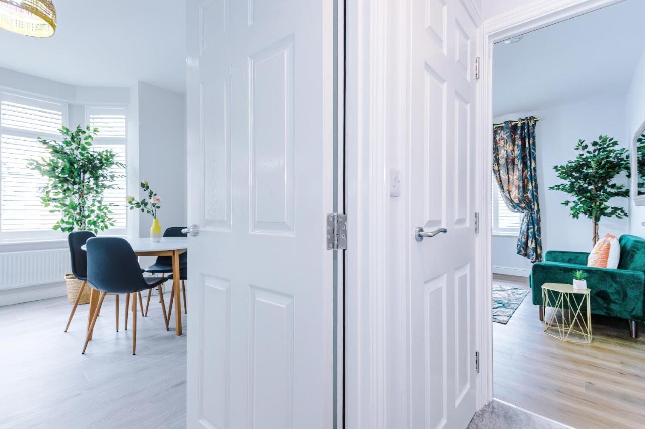 Parkview Place Serviced Apartment Coventry Buitenkant foto