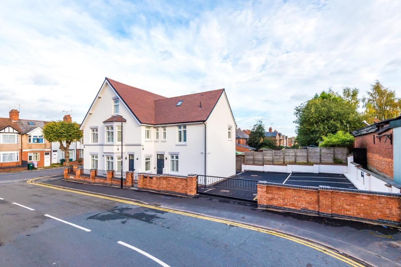 Parkview Place Serviced Apartment Coventry Buitenkant foto